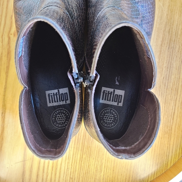 Fitflop Supermod Brown Snakeprint Ankle Boot - Picture 10 of 10